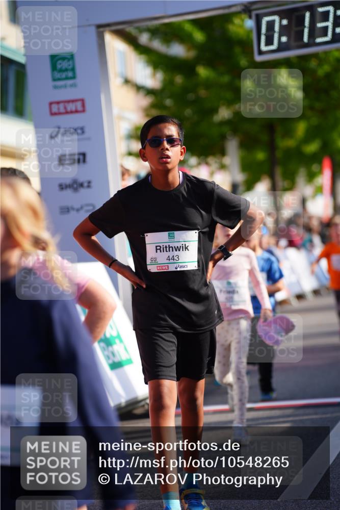 20.09.2026 - PSD Bank Halbmarathon LAZAROV Photography http://msf.ph/oto/10548265 20.09.2026 10:32:41 Ziel 118, 125, 129, 133, 178, 179, 182, 184, 191, 198, 200, 209, 244, 248, 288, 313, 333, 359, 396, 425, 443, 454 meine-sportfotos.de