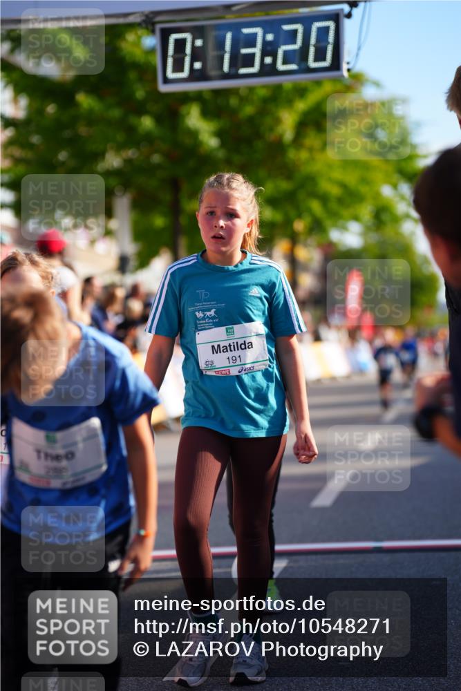 20.09.2026 - PSD Bank Halbmarathon LAZAROV Photography http://msf.ph/oto/10548271 20.09.2026 10:32:44 Ziel 125, 178, 179, 182, 184, 191, 200, 209, 288, 333, 359, 396, 425, 443 meine-sportfotos.de