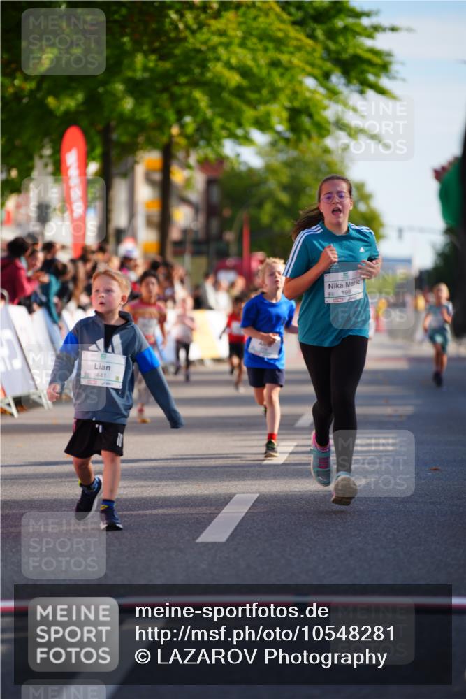 20.09.2026 - PSD Bank Halbmarathon LAZAROV Photography http://msf.ph/oto/10548281 20.09.2026 10:32:51 Ziel 199, 229, 246, 441 meine-sportfotos.de