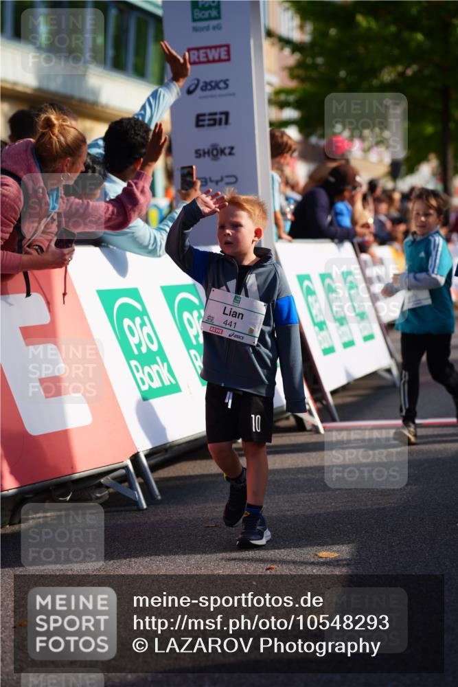 20.09.2026 - PSD Bank Halbmarathon LAZAROV Photography http://msf.ph/oto/10548293 20.09.2026 10:32:57 Ziel 197, 199, 229, 238, 246, 247, 335, 374, 441, 444 meine-sportfotos.de