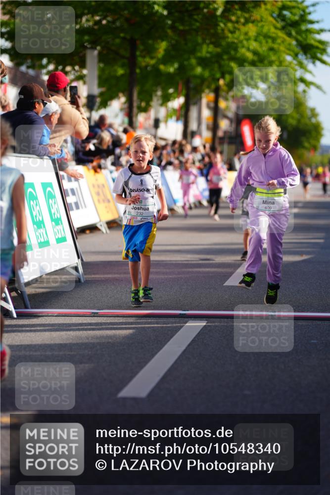 20.09.2026 - PSD Bank Halbmarathon LAZAROV Photography http://msf.ph/oto/10548340 20.09.2026 10:33:20 Ziel 230, 232, 234, 296, 308, 316, 379, 386, 409 meine-sportfotos.de