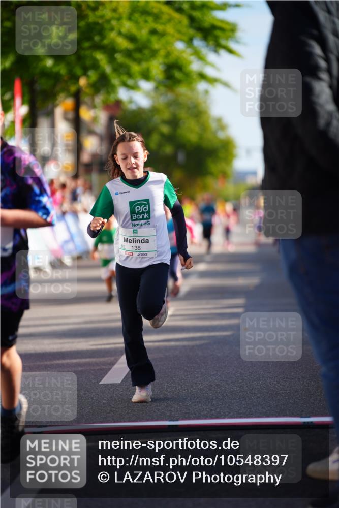 20.09.2026 - PSD Bank Halbmarathon LAZAROV Photography http://msf.ph/oto/10548397 20.09.2026 10:33:55 Ziel 138, 166, 173, 207, 290, 382, 424 meine-sportfotos.de