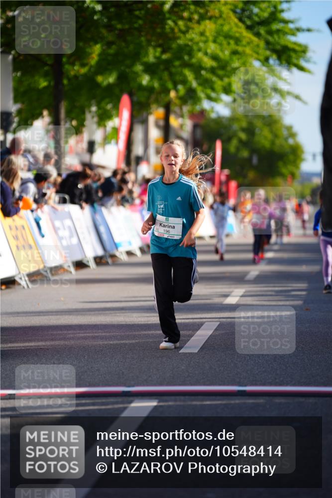 20.09.2026 - PSD Bank Halbmarathon LAZAROV Photography http://msf.ph/oto/10548414 20.09.2026 10:34:05 Ziel 171, 173, 196, 376, 382 meine-sportfotos.de