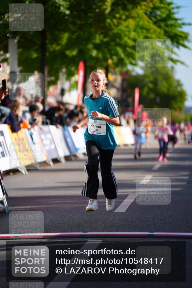 20.09.2026 - PSD Bank Halbmarathon LAZAROV Photography http://msf.ph/oto/10548417 20.09.2026 10:34:06 Ziel 171, 173, 196, 376, 382 meine-sportfotos.de