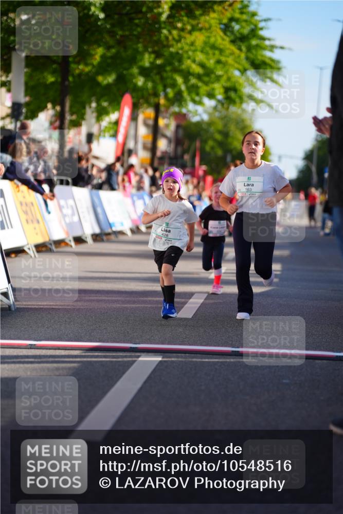 20.09.2026 - PSD Bank Halbmarathon LAZAROV Photography http://msf.ph/oto/10548516 20.09.2026 10:35:07 Ziel 119, 161, 163, 334, 378, 401, 428 meine-sportfotos.de