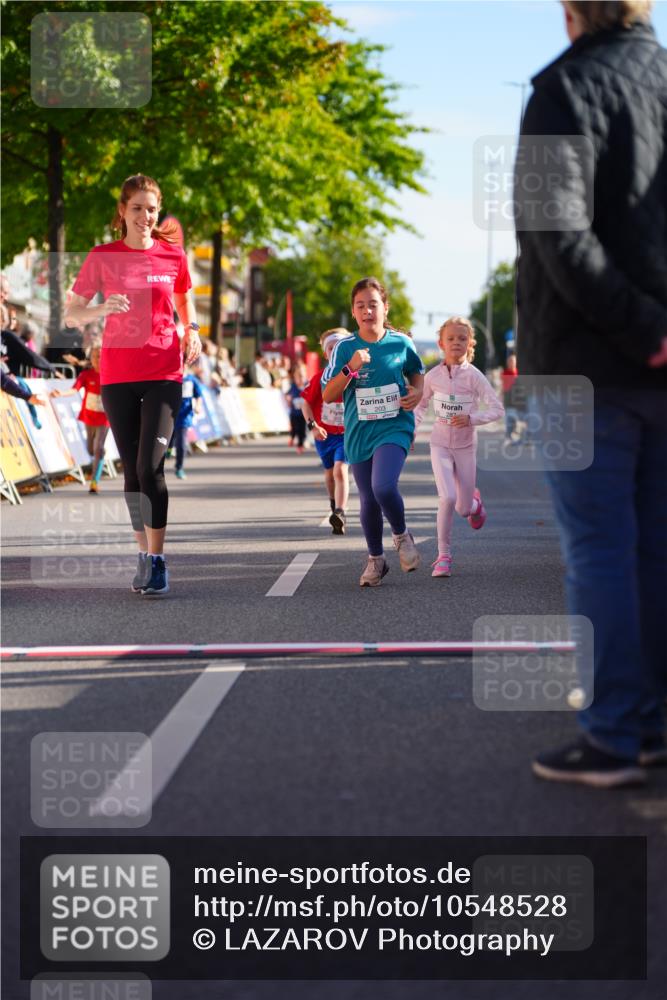 20.09.2026 - PSD Bank Halbmarathon LAZAROV Photography http://msf.ph/oto/10548528 20.09.2026 10:35:15 Ziel 163, 203, 287, 303, 334, 428 meine-sportfotos.de