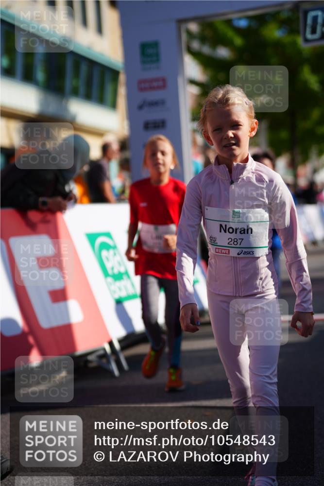 20.09.2026 - PSD Bank Halbmarathon LAZAROV Photography http://msf.ph/oto/10548543 20.09.2026 10:35:22 Ziel 203, 287, 303, 311, 423, 440, 460 meine-sportfotos.de