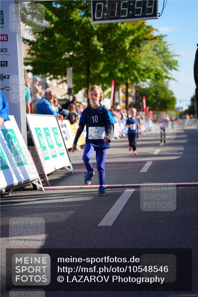 20.09.2026 - PSD Bank Halbmarathon LAZAROV Photography http://msf.ph/oto/10548546 20.09.2026 10:35:23 Ziel 203, 287, 303, 311, 423, 440, 460 meine-sportfotos.de