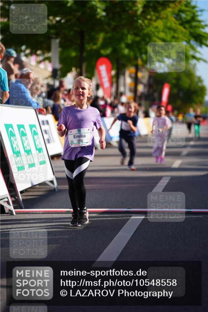 20.09.2026 - PSD Bank Halbmarathon LAZAROV Photography http://msf.ph/oto/10548558 20.09.2026 10:35:31 Ziel 169, 366, 385, 460 meine-sportfotos.de