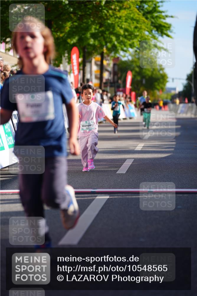20.09.2026 - PSD Bank Halbmarathon LAZAROV Photography http://msf.ph/oto/10548565 20.09.2026 10:35:33 Ziel 169, 192, 366, 385, 460 meine-sportfotos.de