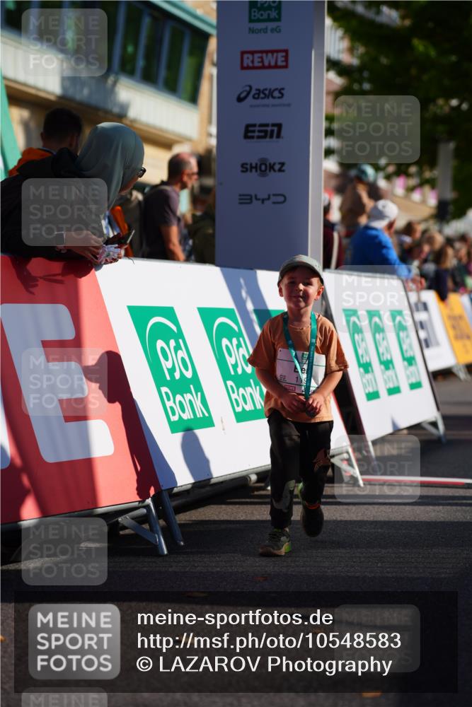 20.09.2026 - PSD Bank Halbmarathon LAZAROV Photography http://msf.ph/oto/10548583 20.09.2026 10:35:45 Ziel 192, 320, 404 meine-sportfotos.de