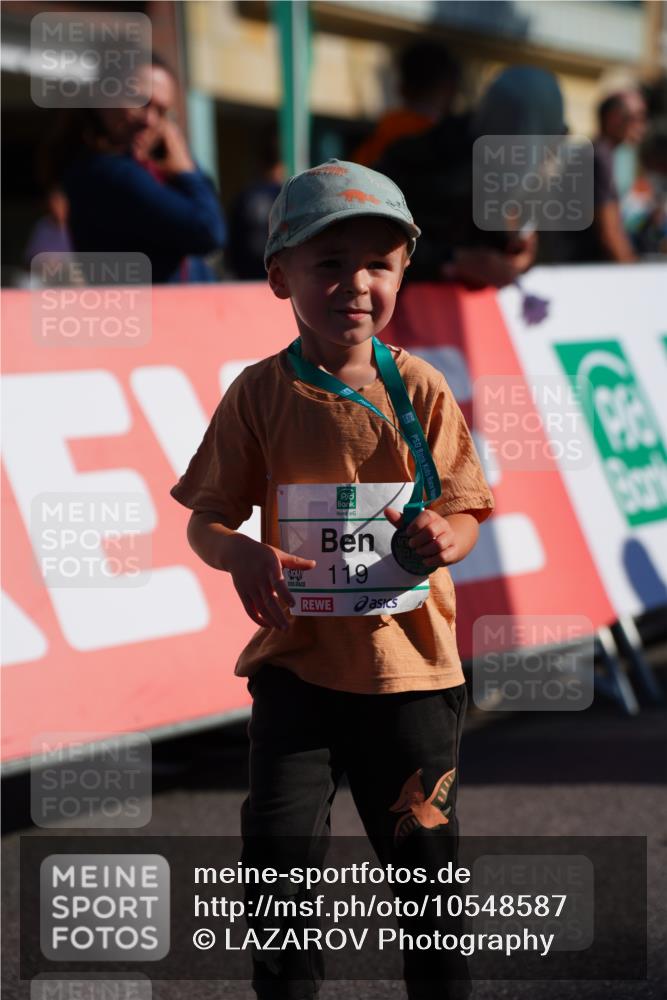 20.09.2026 - PSD Bank Halbmarathon LAZAROV Photography http://msf.ph/oto/10548587 20.09.2026 10:35:48 Ziel  meine-sportfotos.de