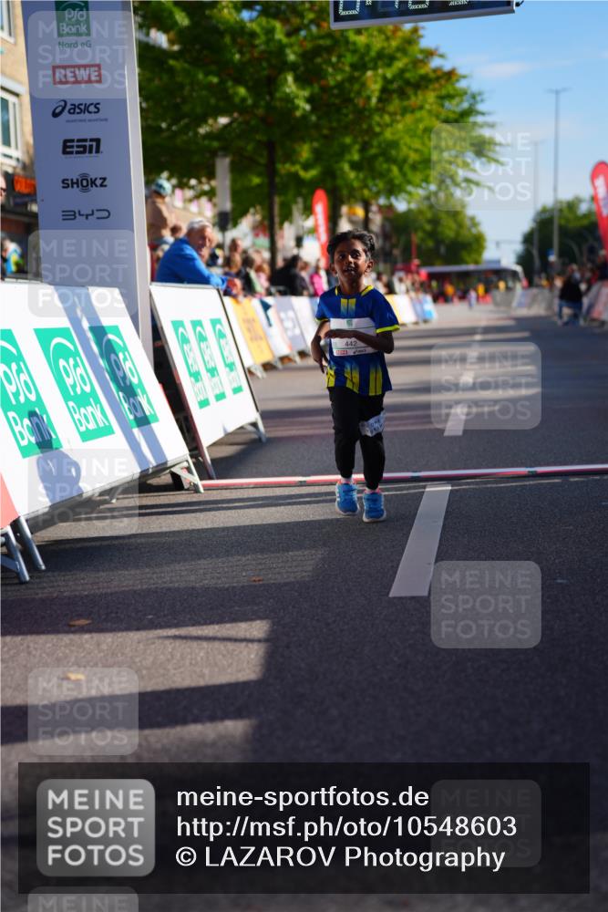 20.09.2026 - PSD Bank Halbmarathon LAZAROV Photography http://msf.ph/oto/10548603 20.09.2026 10:36:18 Ziel 442 meine-sportfotos.de