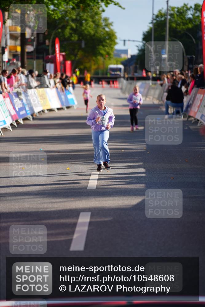 20.09.2026 - PSD Bank Halbmarathon LAZAROV Photography http://msf.ph/oto/10548608 20.09.2026 10:36:46 Ziel 286 meine-sportfotos.de
