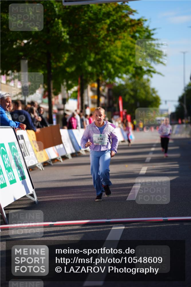 20.09.2026 - PSD Bank Halbmarathon LAZAROV Photography http://msf.ph/oto/10548609 20.09.2026 10:36:49 Ziel 286 meine-sportfotos.de