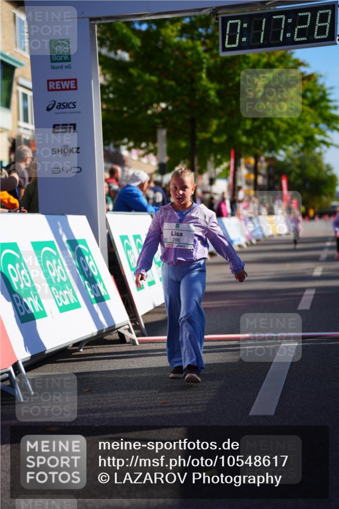 20.09.2026 - PSD Bank Halbmarathon LAZAROV Photography http://msf.ph/oto/10548617 20.09.2026 10:36:52 Ziel 286, 289 meine-sportfotos.de