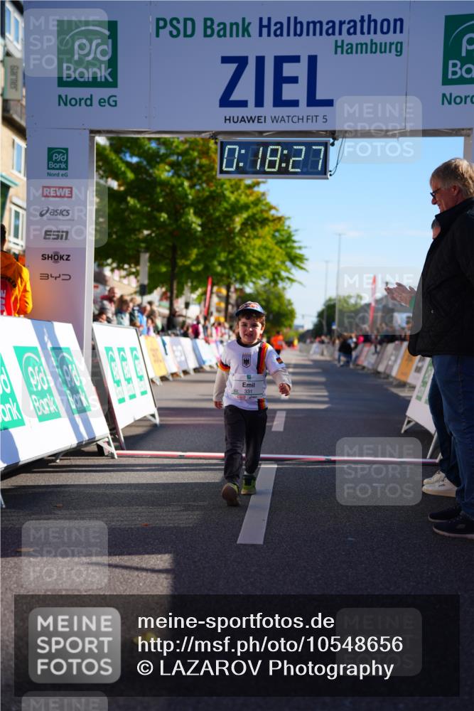 20.09.2026 - PSD Bank Halbmarathon LAZAROV Photography http://msf.ph/oto/10548656 20.09.2026 10:37:51 Ziel 331 meine-sportfotos.de