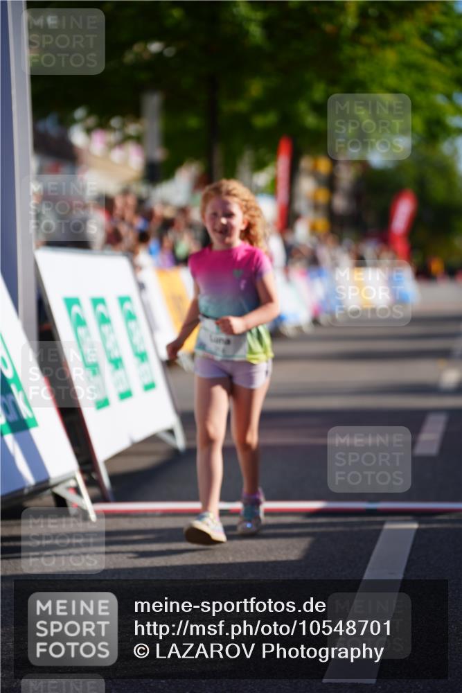 20.09.2026 - PSD Bank Halbmarathon LAZAROV Photography http://msf.ph/oto/10548701 20.09.2026 10:38:35 Ziel 314 meine-sportfotos.de