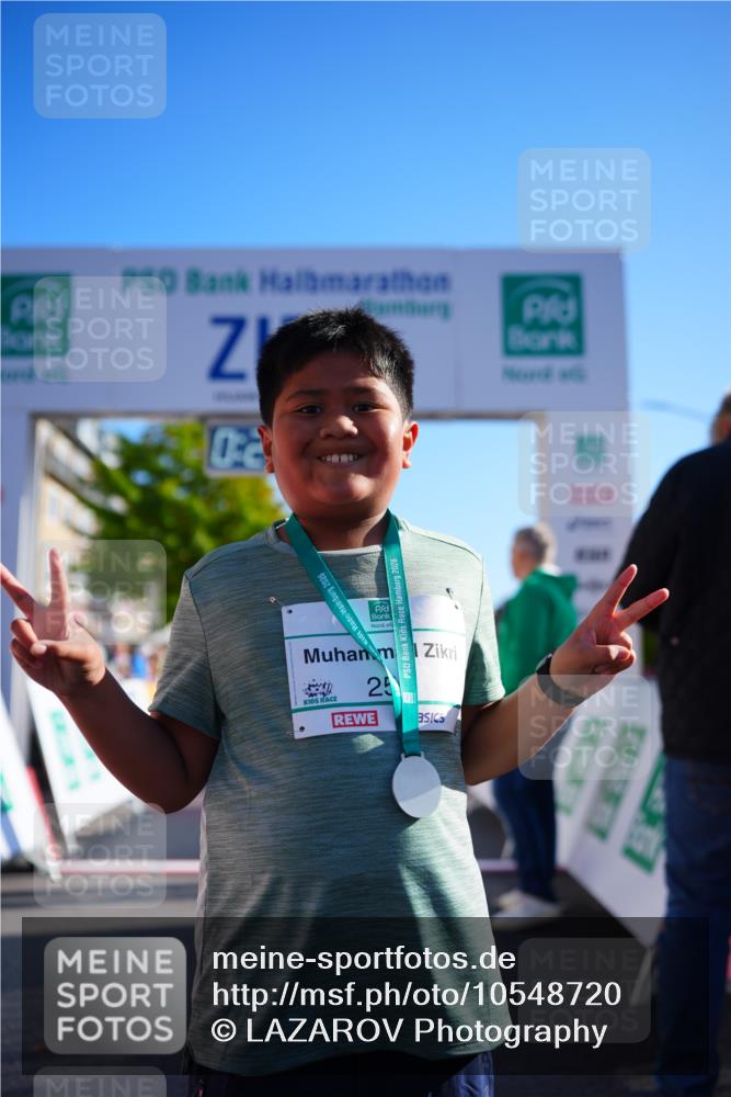 20.09.2026 - PSD Bank Halbmarathon LAZAROV Photography http://msf.ph/oto/10548720 20.09.2026 10:40:48 Ziel 259 meine-sportfotos.de