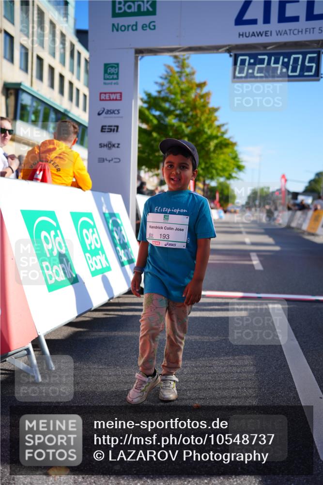 20.09.2026 - PSD Bank Halbmarathon LAZAROV Photography http://msf.ph/oto/10548737 20.09.2026 10:43:30 Ziel 193 meine-sportfotos.de