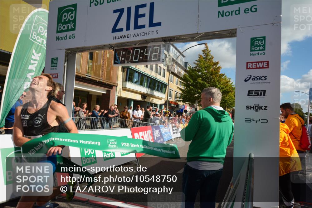 20.09.2026 - PSD Bank Halbmarathon LAZAROV Photography http://msf.ph/oto/10548750 20.09.2026 11:10:41 Ziel 1906 meine-sportfotos.de