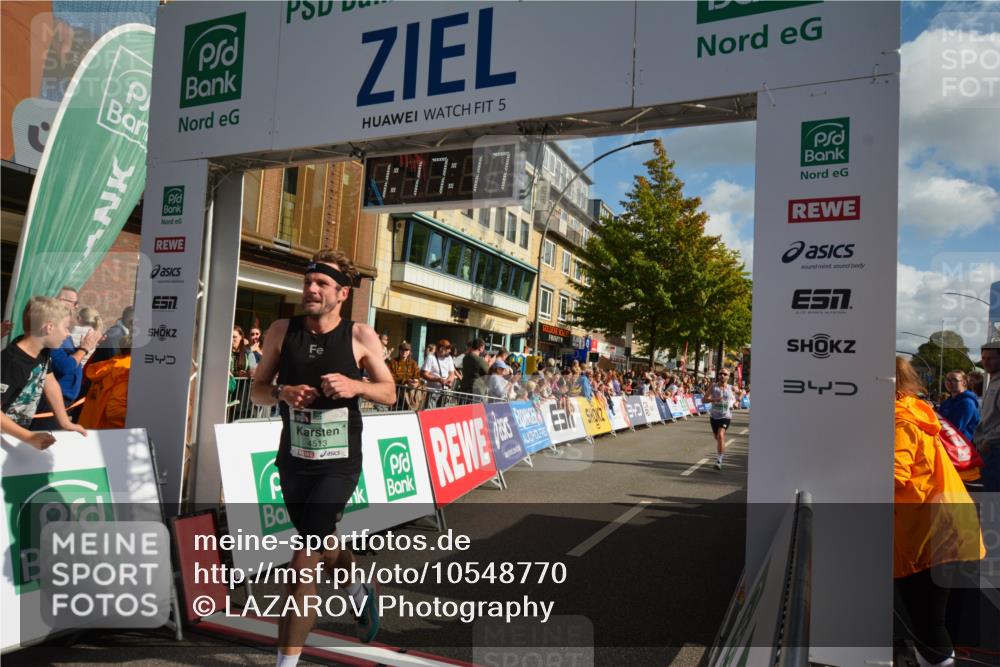 20.09.2026 - PSD Bank Halbmarathon LAZAROV Photography http://msf.ph/oto/10548770 20.09.2026 11:17:17 Ziel 4128, 4513 meine-sportfotos.de