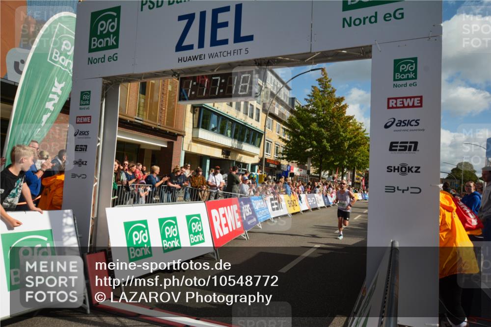 20.09.2026 - PSD Bank Halbmarathon LAZAROV Photography http://msf.ph/oto/10548772 20.09.2026 11:17:17 Ziel 4128, 4513 meine-sportfotos.de