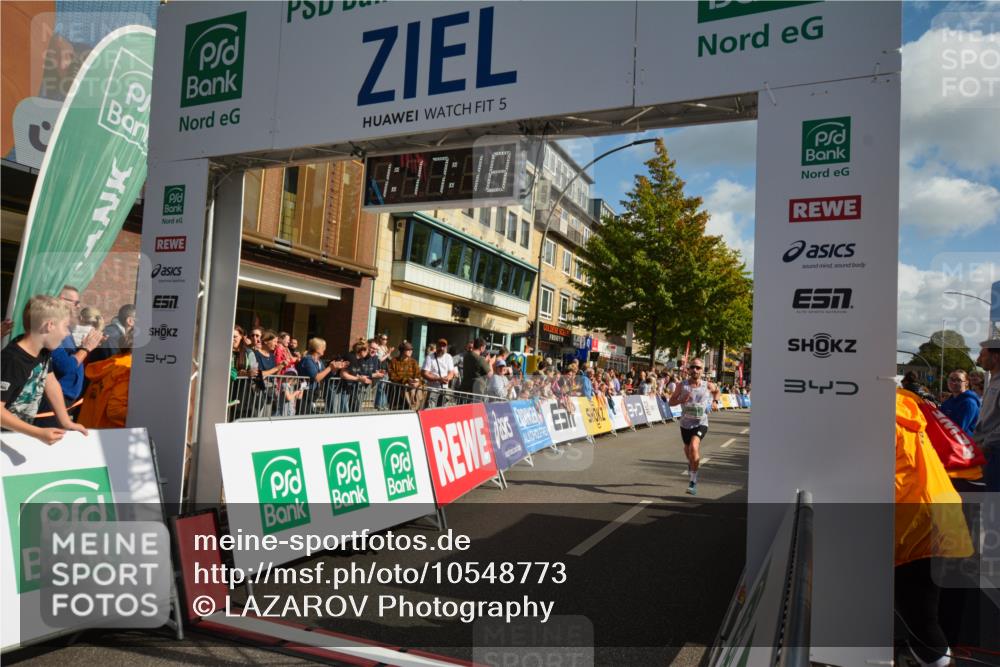 20.09.2026 - PSD Bank Halbmarathon LAZAROV Photography http://msf.ph/oto/10548773 20.09.2026 11:17:17 Ziel 4128, 4513 meine-sportfotos.de