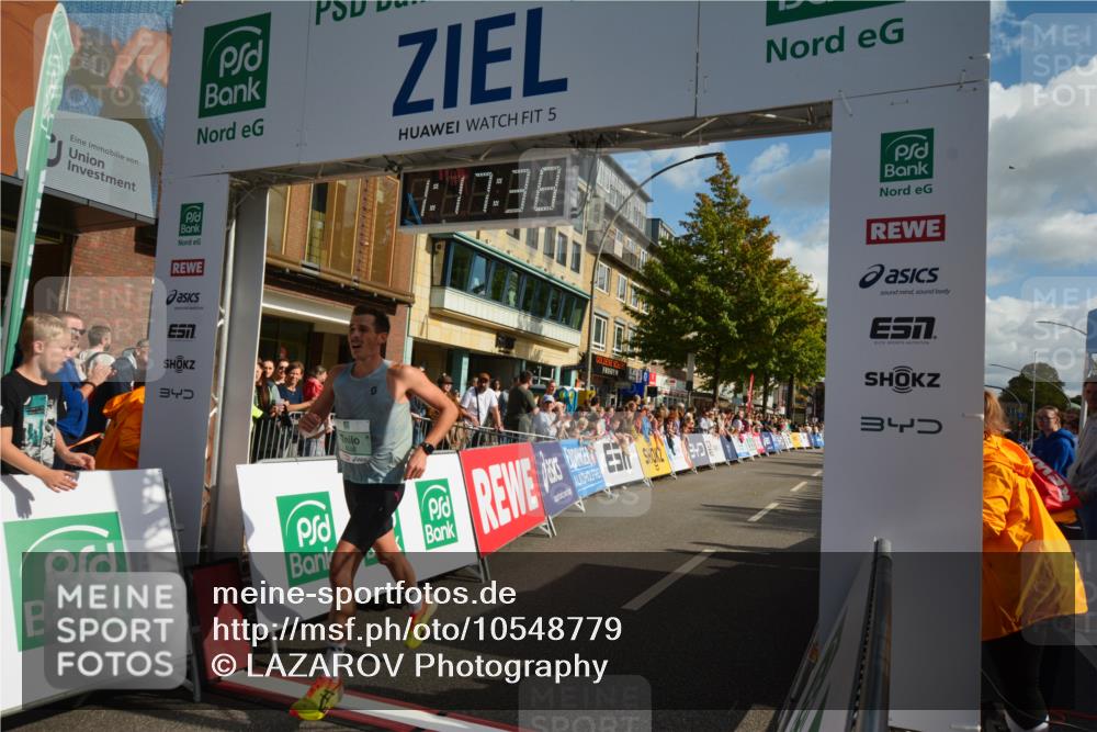 20.09.2026 - PSD Bank Halbmarathon LAZAROV Photography http://msf.ph/oto/10548779 20.09.2026 11:17:38 Ziel 1073, 4546 meine-sportfotos.de