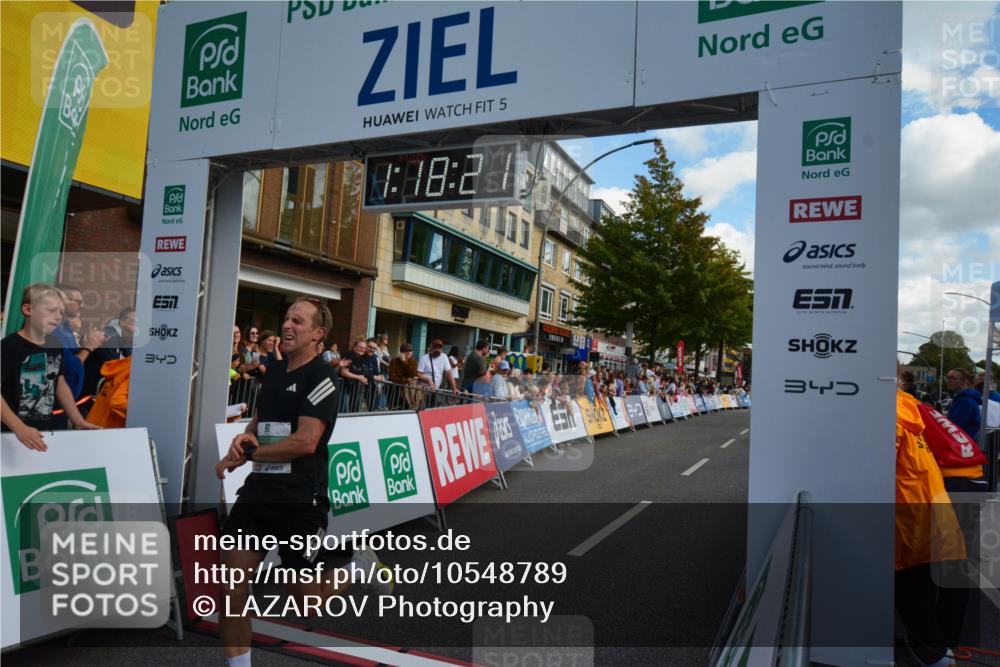 20.09.2026 - PSD Bank Halbmarathon LAZAROV Photography http://msf.ph/oto/10548789 20.09.2026 11:18:21 Ziel 1204, 2951, 4108 meine-sportfotos.de