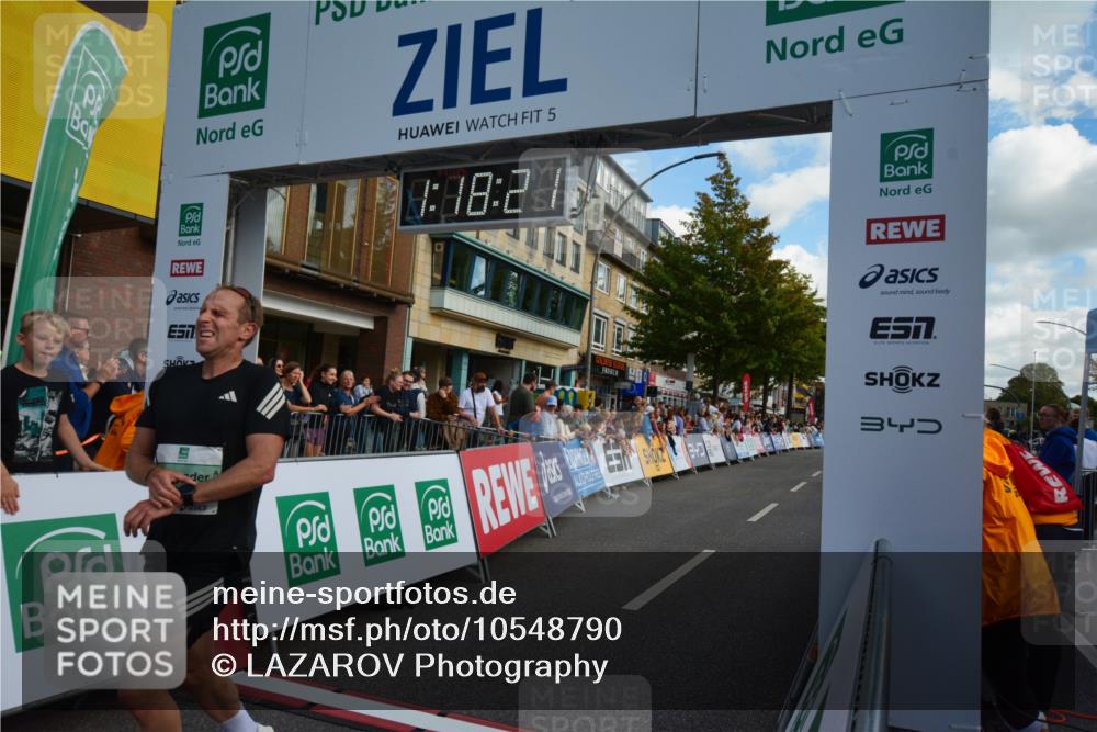 20.09.2026 - PSD Bank Halbmarathon LAZAROV Photography http://msf.ph/oto/10548790 20.09.2026 11:18:21 Ziel 1204, 2951, 4108 meine-sportfotos.de