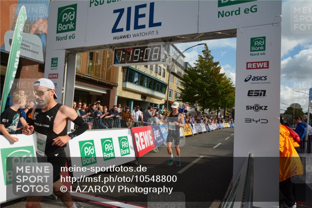 20.09.2026 - PSD Bank Halbmarathon LAZAROV Photography http://msf.ph/oto/10548800 20.09.2026 11:19:07 Ziel 2541, 3171, 3272, 4119, 4169 meine-sportfotos.de