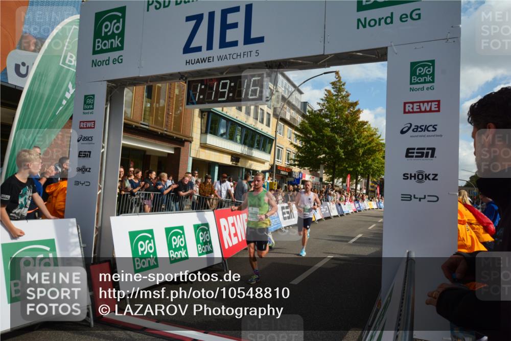 20.09.2026 - PSD Bank Halbmarathon LAZAROV Photography http://msf.ph/oto/10548810 20.09.2026 11:19:15 Ziel 2541, 3272, 4169 meine-sportfotos.de
