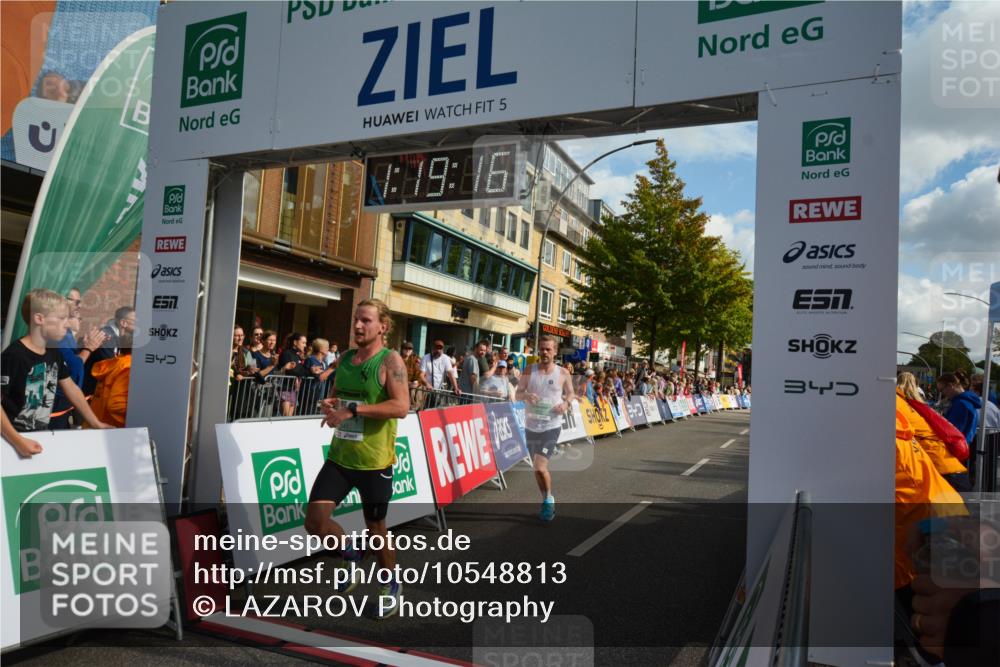 20.09.2026 - PSD Bank Halbmarathon LAZAROV Photography http://msf.ph/oto/10548813 20.09.2026 11:19:16 Ziel 2541, 3272, 4169 meine-sportfotos.de