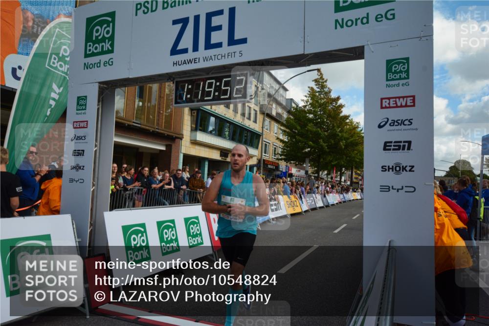 20.09.2026 - PSD Bank Halbmarathon LAZAROV Photography http://msf.ph/oto/10548824 20.09.2026 11:19:51 Ziel 1785, 4372, 4718 meine-sportfotos.de