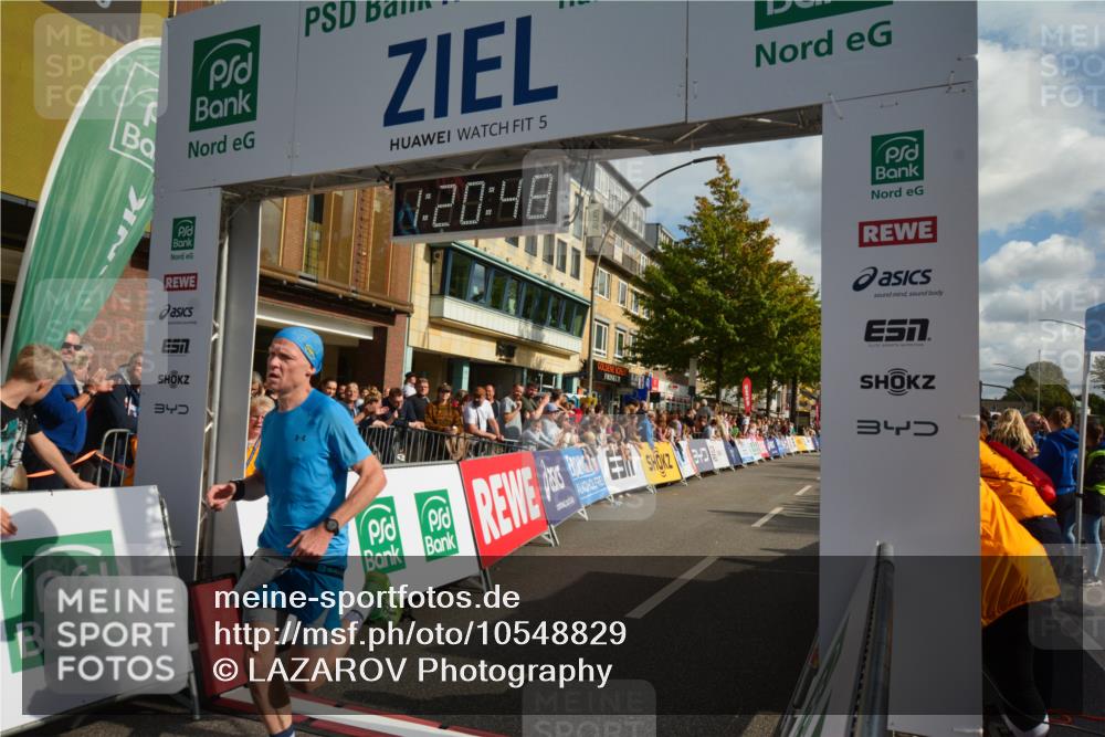 20.09.2026 - PSD Bank Halbmarathon LAZAROV Photography http://msf.ph/oto/10548829 20.09.2026 11:20:48 Ziel 3149 meine-sportfotos.de