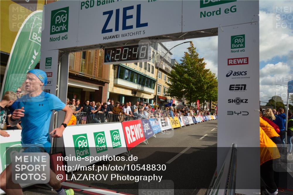 20.09.2026 - PSD Bank Halbmarathon LAZAROV Photography http://msf.ph/oto/10548830 20.09.2026 11:20:48 Ziel 3149 meine-sportfotos.de