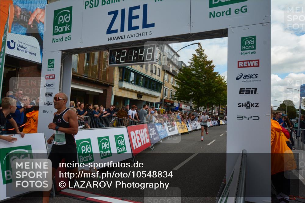 20.09.2026 - PSD Bank Halbmarathon LAZAROV Photography http://msf.ph/oto/10548834 20.09.2026 11:21:48 Ziel 1139, 2184, 4763 meine-sportfotos.de