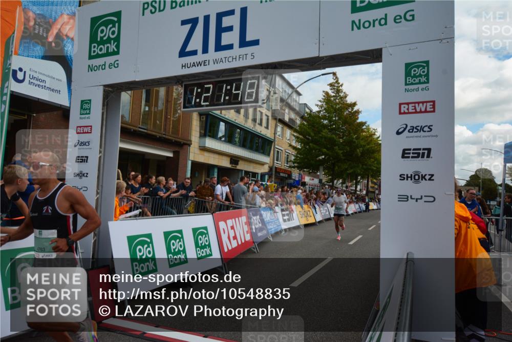 20.09.2026 - PSD Bank Halbmarathon LAZAROV Photography http://msf.ph/oto/10548835 20.09.2026 11:21:48 Ziel 1139, 2184, 4763 meine-sportfotos.de