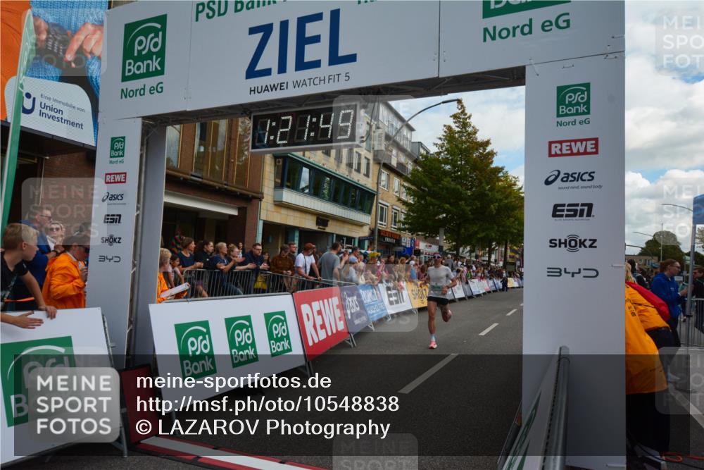 20.09.2026 - PSD Bank Halbmarathon LAZAROV Photography http://msf.ph/oto/10548838 20.09.2026 11:21:48 Ziel 1139, 2184, 4763 meine-sportfotos.de