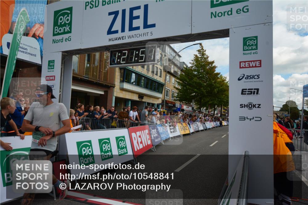 20.09.2026 - PSD Bank Halbmarathon LAZAROV Photography http://msf.ph/oto/10548841 20.09.2026 11:21:50 Ziel 1139, 2184, 4763 meine-sportfotos.de