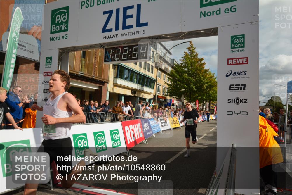 20.09.2026 - PSD Bank Halbmarathon LAZAROV Photography http://msf.ph/oto/10548860 20.09.2026 11:22:53 Ziel 3169, 3992 meine-sportfotos.de