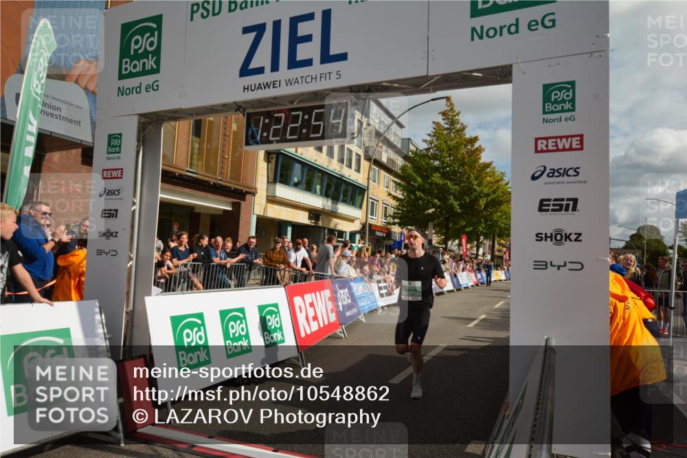 20.09.2026 - PSD Bank Halbmarathon LAZAROV Photography http://msf.ph/oto/10548862 20.09.2026 11:22:53 Ziel 3169, 3992 meine-sportfotos.de