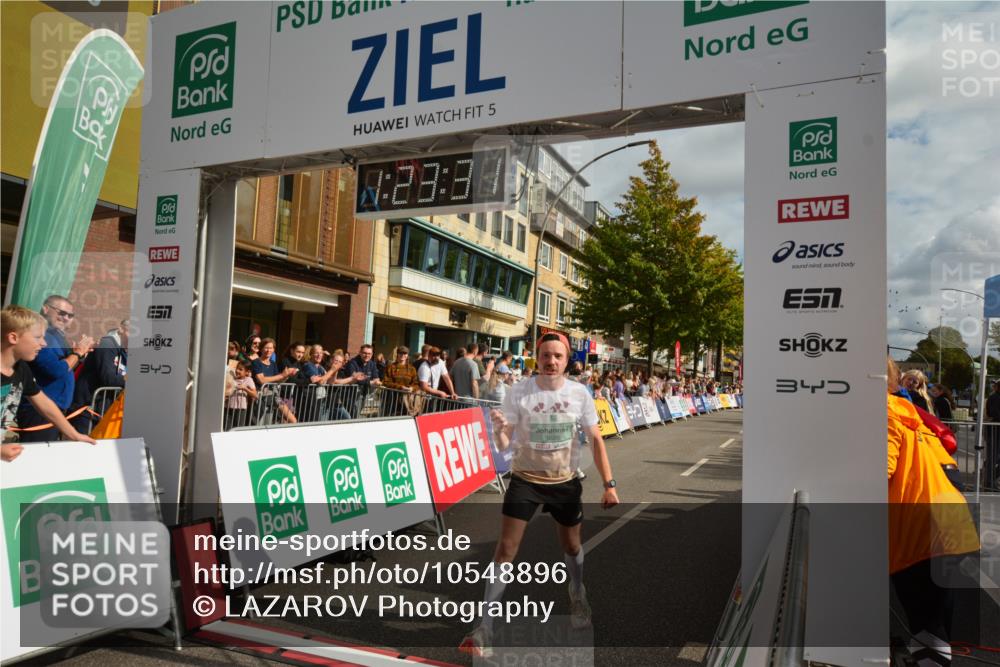 20.09.2026 - PSD Bank Halbmarathon LAZAROV Photography http://msf.ph/oto/10548896 20.09.2026 11:23:31 Ziel 3104, 3625, 4268 meine-sportfotos.de