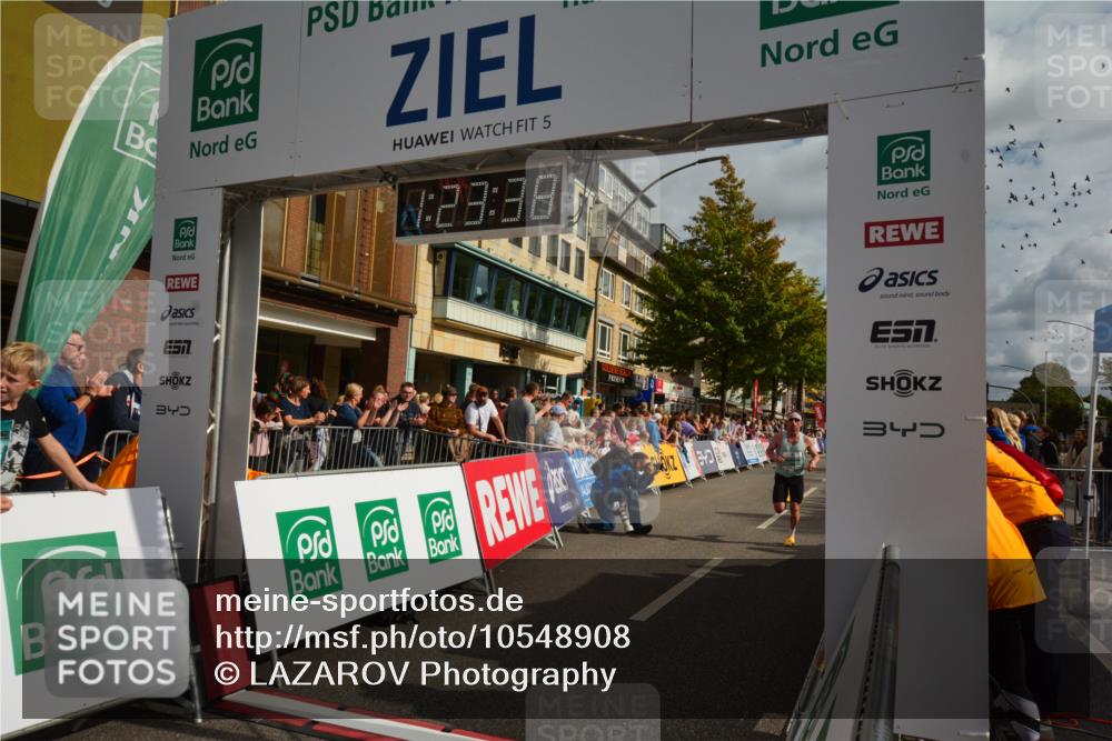 20.09.2026 - PSD Bank Halbmarathon LAZAROV Photography http://msf.ph/oto/10548908 20.09.2026 11:23:38 Ziel 1842, 4268 meine-sportfotos.de
