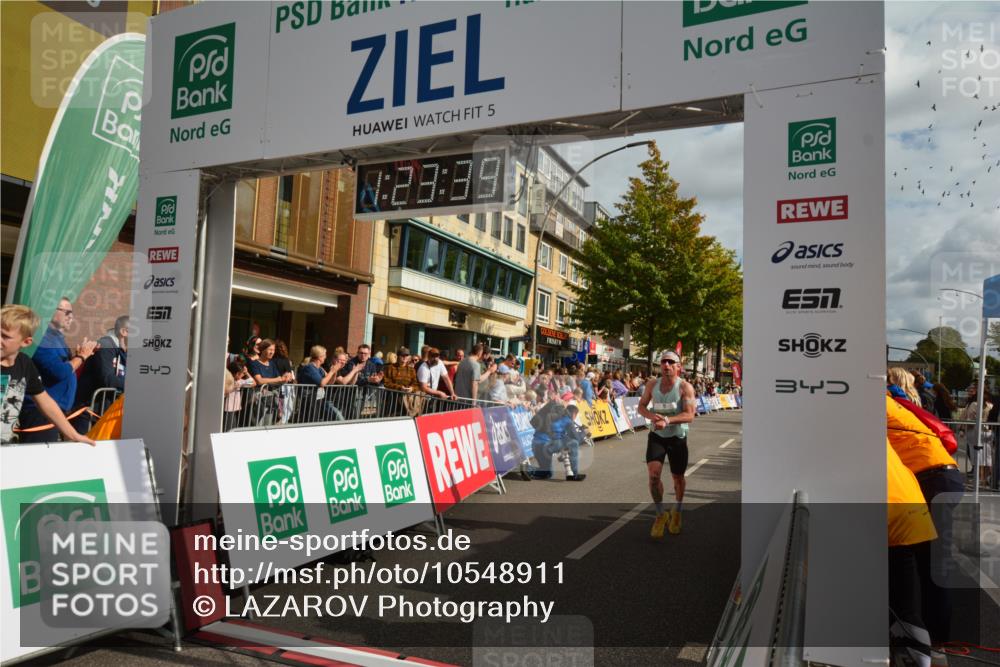 20.09.2026 - PSD Bank Halbmarathon LAZAROV Photography http://msf.ph/oto/10548911 20.09.2026 11:23:38 Ziel 1842, 4268 meine-sportfotos.de