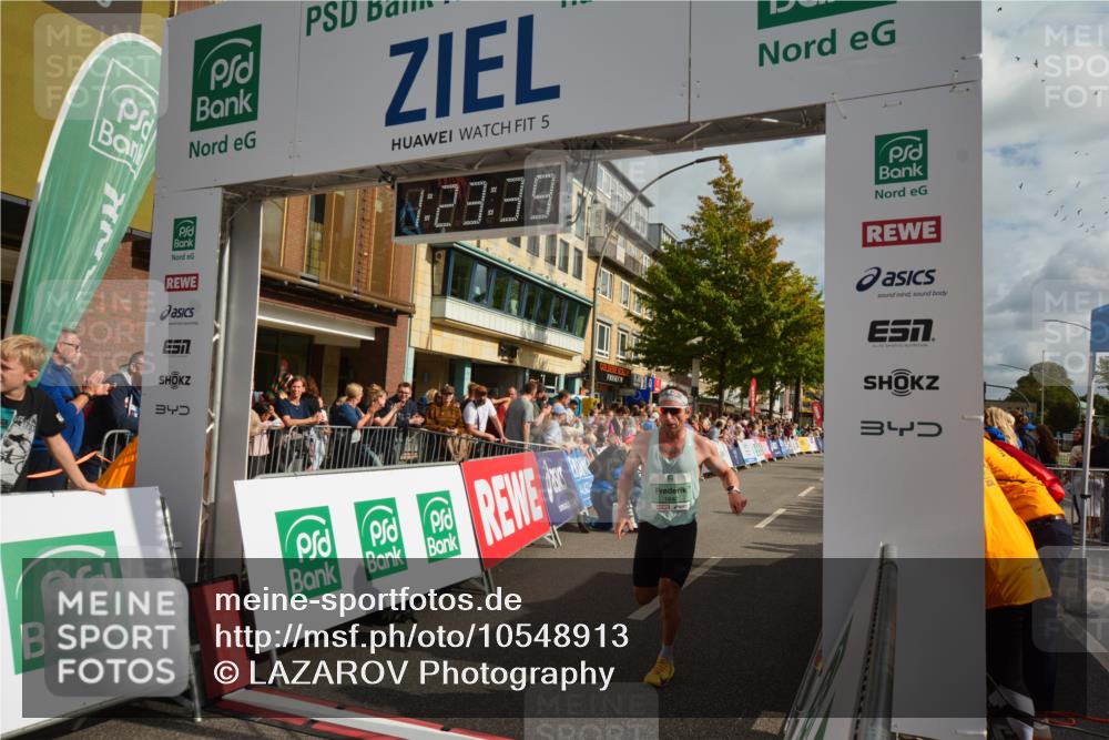 20.09.2026 - PSD Bank Halbmarathon LAZAROV Photography http://msf.ph/oto/10548913 20.09.2026 11:23:39 Ziel 1842, 4268 meine-sportfotos.de