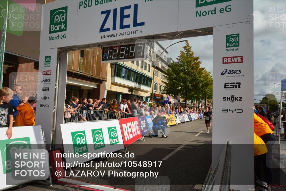 20.09.2026 - PSD Bank Halbmarathon LAZAROV Photography http://msf.ph/oto/10548917 20.09.2026 11:23:46 Ziel 1024, 1842, 3377, 4146 meine-sportfotos.de
