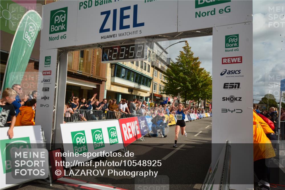 20.09.2026 - PSD Bank Halbmarathon LAZAROV Photography http://msf.ph/oto/10548925 20.09.2026 11:23:52 Ziel 1024, 1842, 2776, 3377, 4105, 4146, 4227, 4558 meine-sportfotos.de
