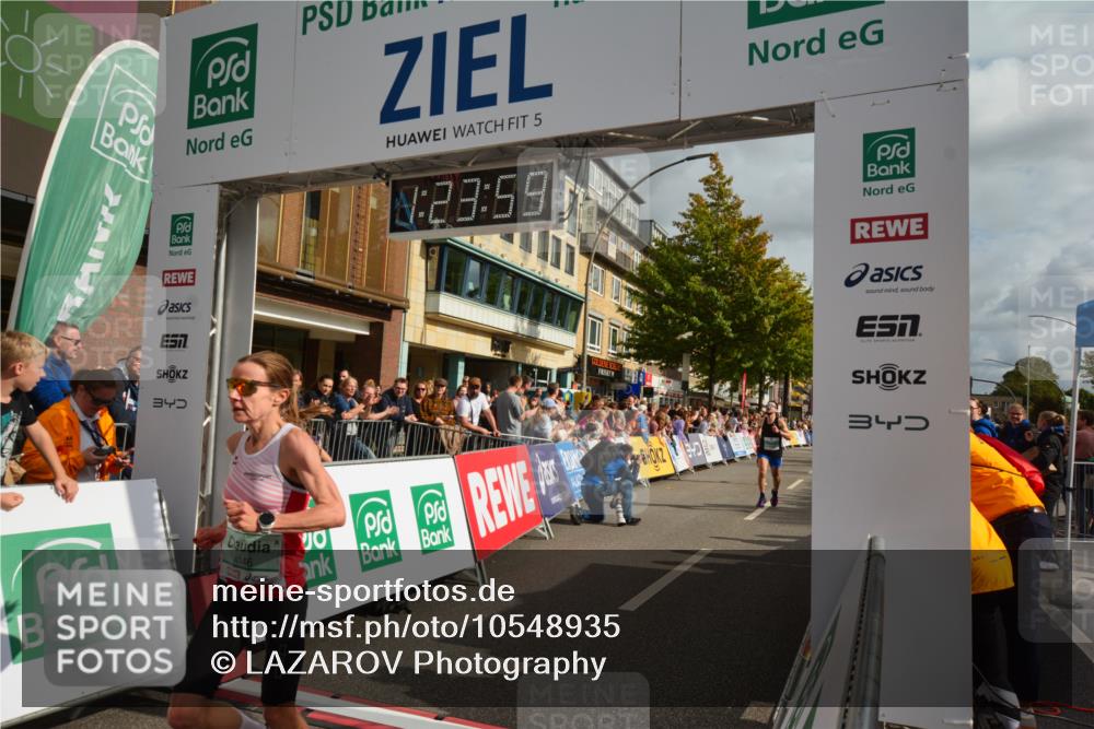 20.09.2026 - PSD Bank Halbmarathon LAZAROV Photography http://msf.ph/oto/10548935 20.09.2026 11:23:58 Ziel 1024, 2776, 2779, 3377, 4105, 4146, 4227, 4545, 4558 meine-sportfotos.de